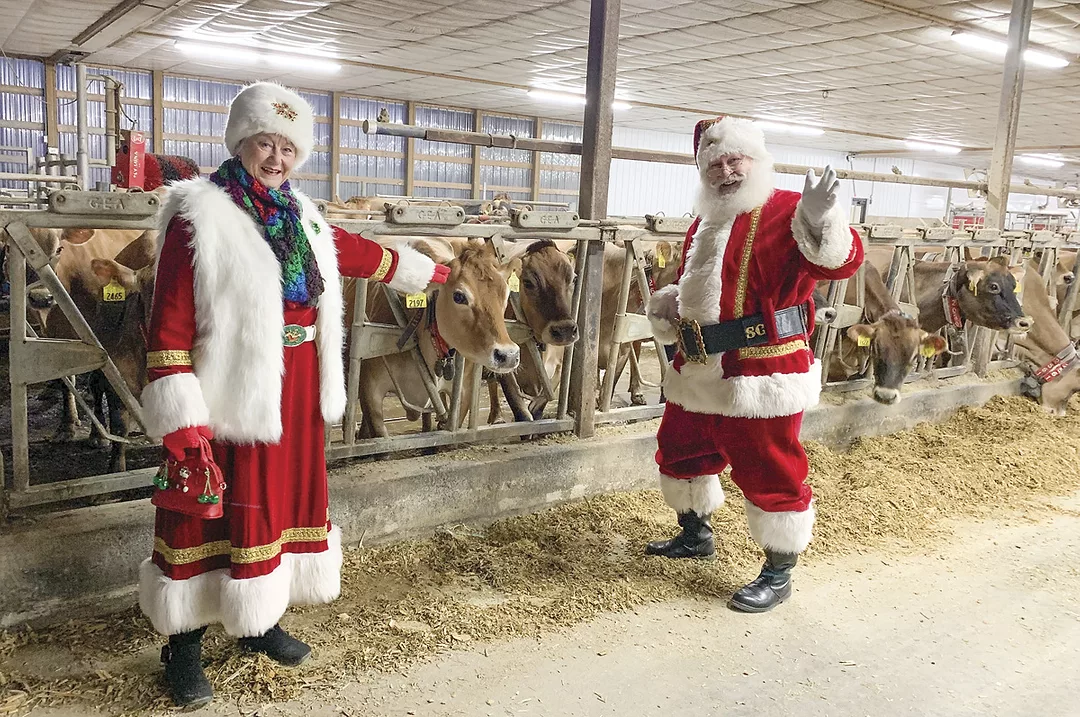 56287-schmitz-santa-0235.jpg