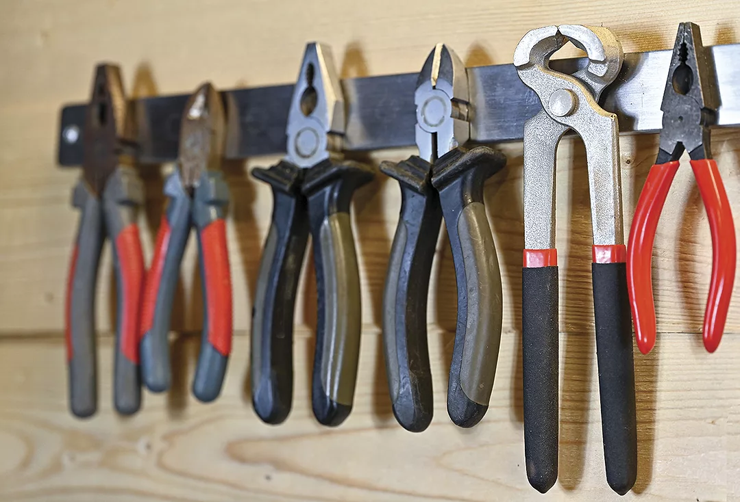 56365-12-days-tool-strip.jpg