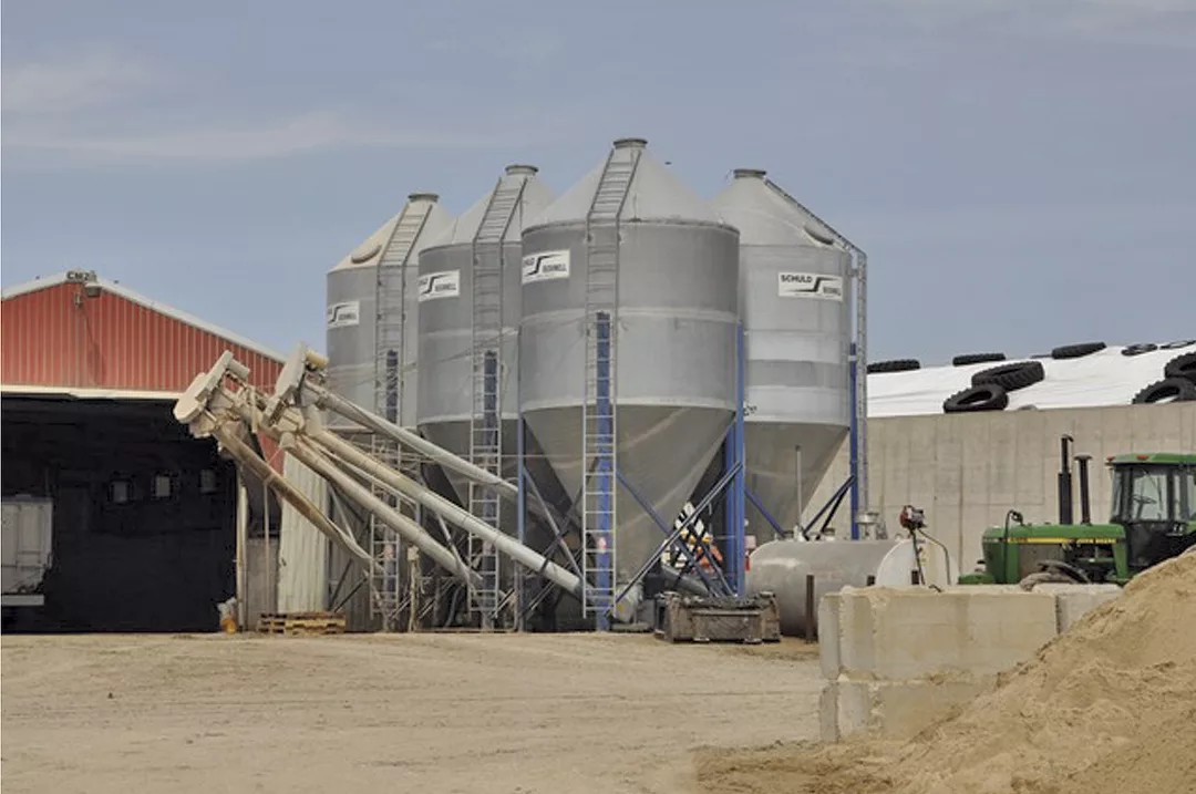 pr-rock-river-laboratory-commodity-bins-rosy-lane.jpg