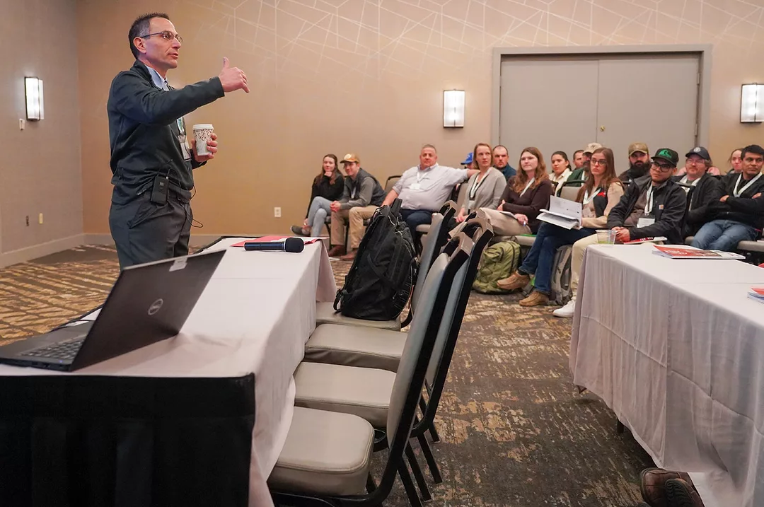 1325PD-Cornell-The-Manager-Proposing-Change-1.jpg