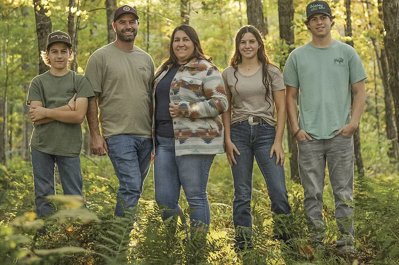 62222-cloutier-caron-family.jpg