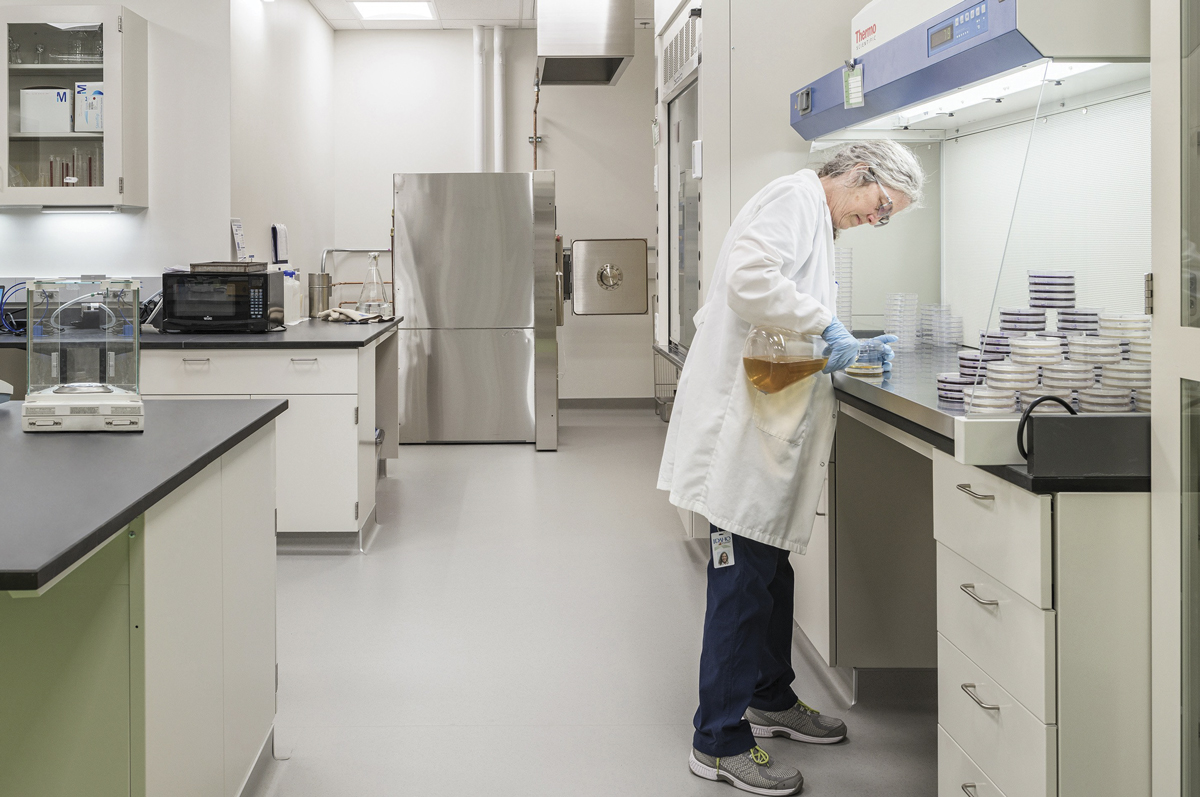 62231-woolsey-Idaho-State-Department-of-Agriculture-Diagnostic-Lab.jpg