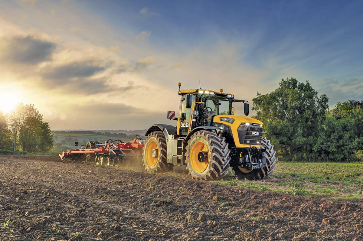 62710-NewProduct-JCB-fastrac-6000-series.jpg