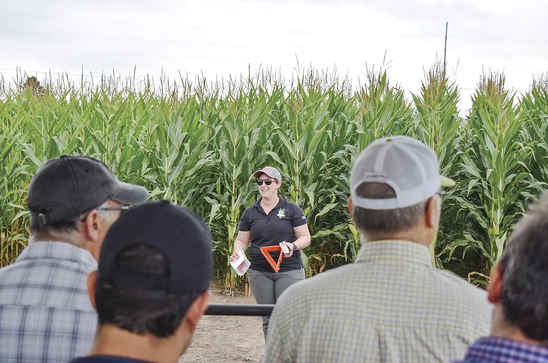 63745-thomas-Agronomy-Soils-Field-Day--Emily-Bick.jpg