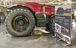 63802-Thomas-GPS-equipment--Automated-Magnum-Tractor--Matt-Skinner-photo(1).jpg
