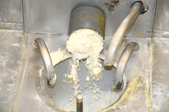 Milk replacer