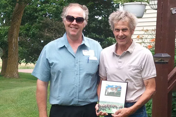 John Knox presents Cow of the Year honours to Ivan Naylor