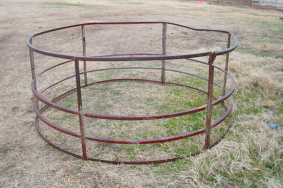 Open-bottom steel ring feeder