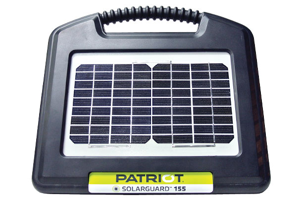 fencing energizer powered by a solar panel