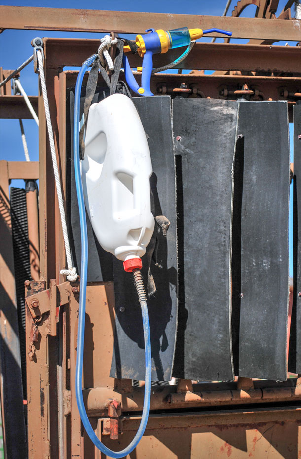 pour on chute