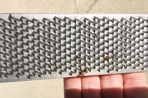 A trimming rasp