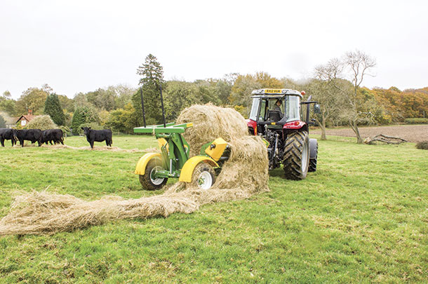 Hustler SL700Xbale feeder