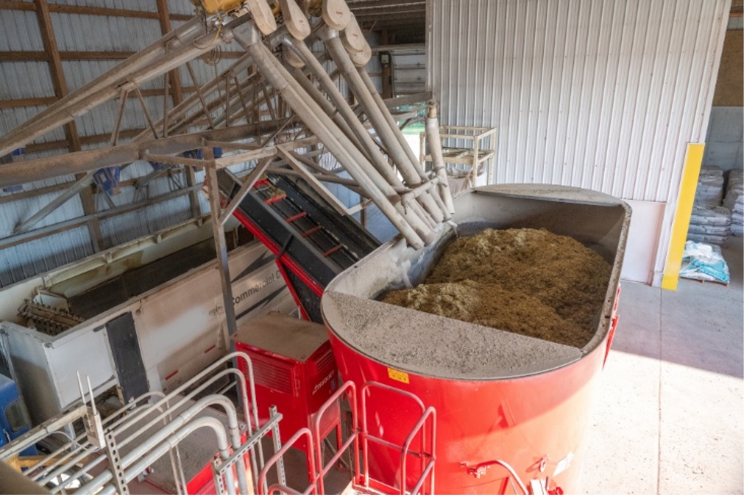 Trioliet stationary feed mixer