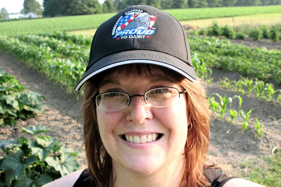 070810_hatwinner_janet