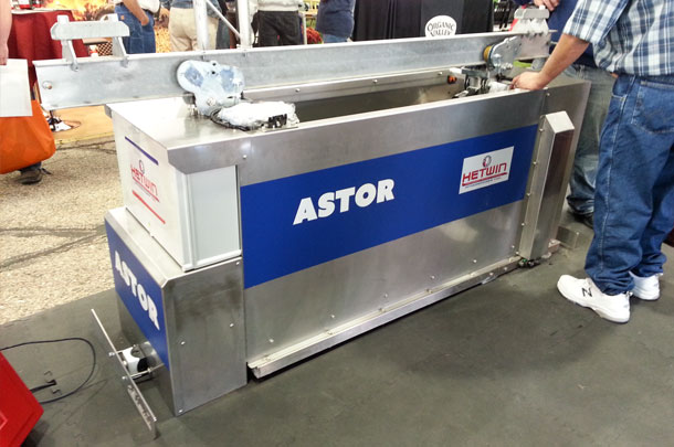 Astor stable straw system