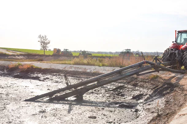 manure pit