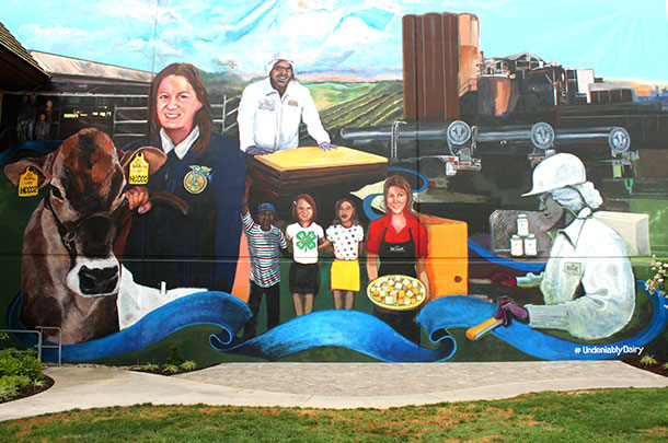 072018 hilmar cheese company mural
