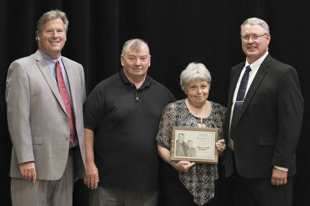 Holstein Elite Breeder Award to Tom and Gin Kestell