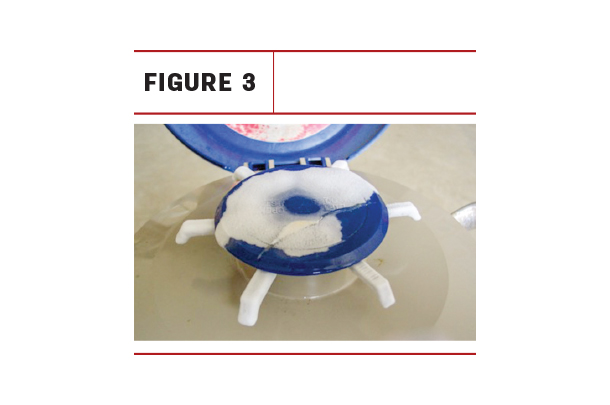 Tank failure is indicated by a rapid frost outside the neck of the tube