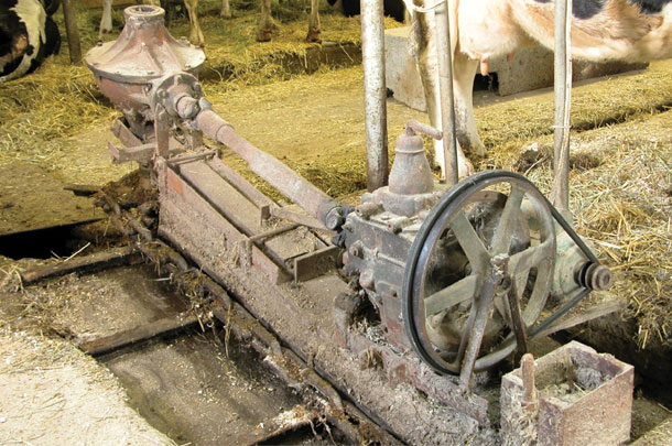 manure gutter cleaner old drive unit