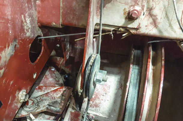 Material packed in pulley groove