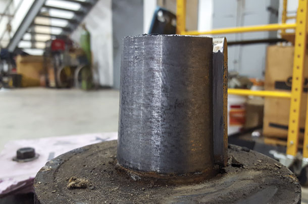 Shows the tapered shaft from the gearbox.