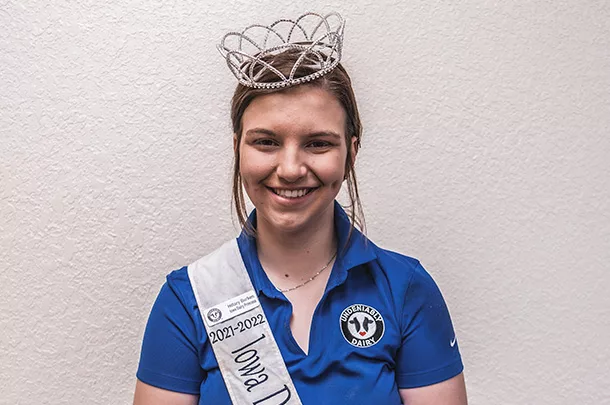 Iowa dairy princess headshot