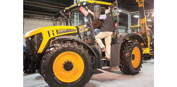 JCB Fastrac 4000 Series Tractor