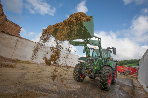 Fendt 500 Vario loader bucket
