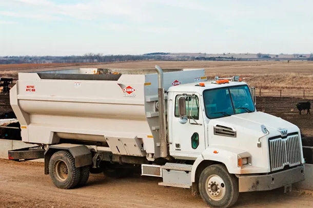 Kuhn BTC 100 series Botec mixer wagon