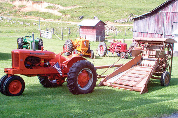 Allis-Chalmers WD tractor