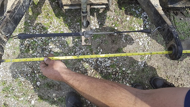 adjust the stabilizer links