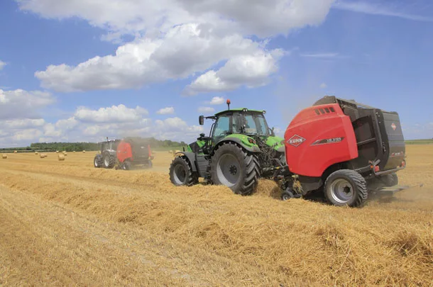 Kuhn VB 3195 round baler