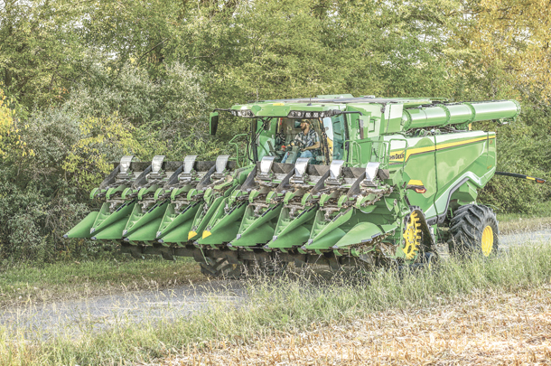 090420 john deere headers