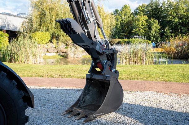 070621 mecalac